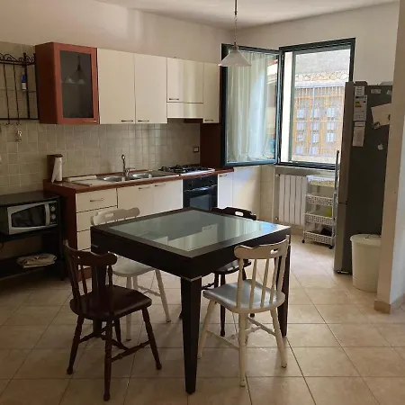 Comfortable With Terrace And Parking Space Apartamento La Maddalena (Sassari)